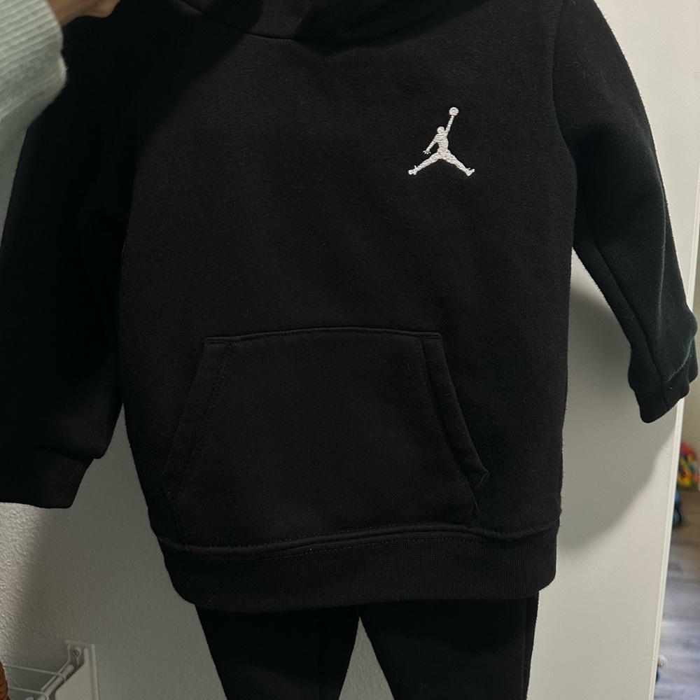12M Jordan Boys Infant Brooklyn Fleece Pullover/Hoodie Set
